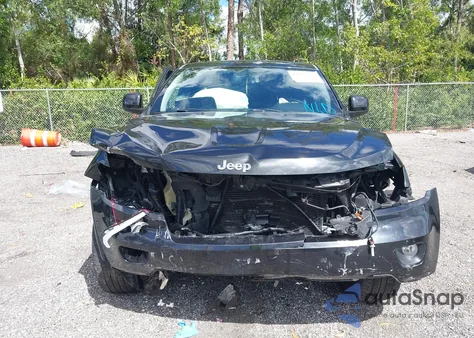 2012 Jeep Grand Cherokee Laredo z USA, uszkodzony, nr VIN 1C4RJEAT1CC334518